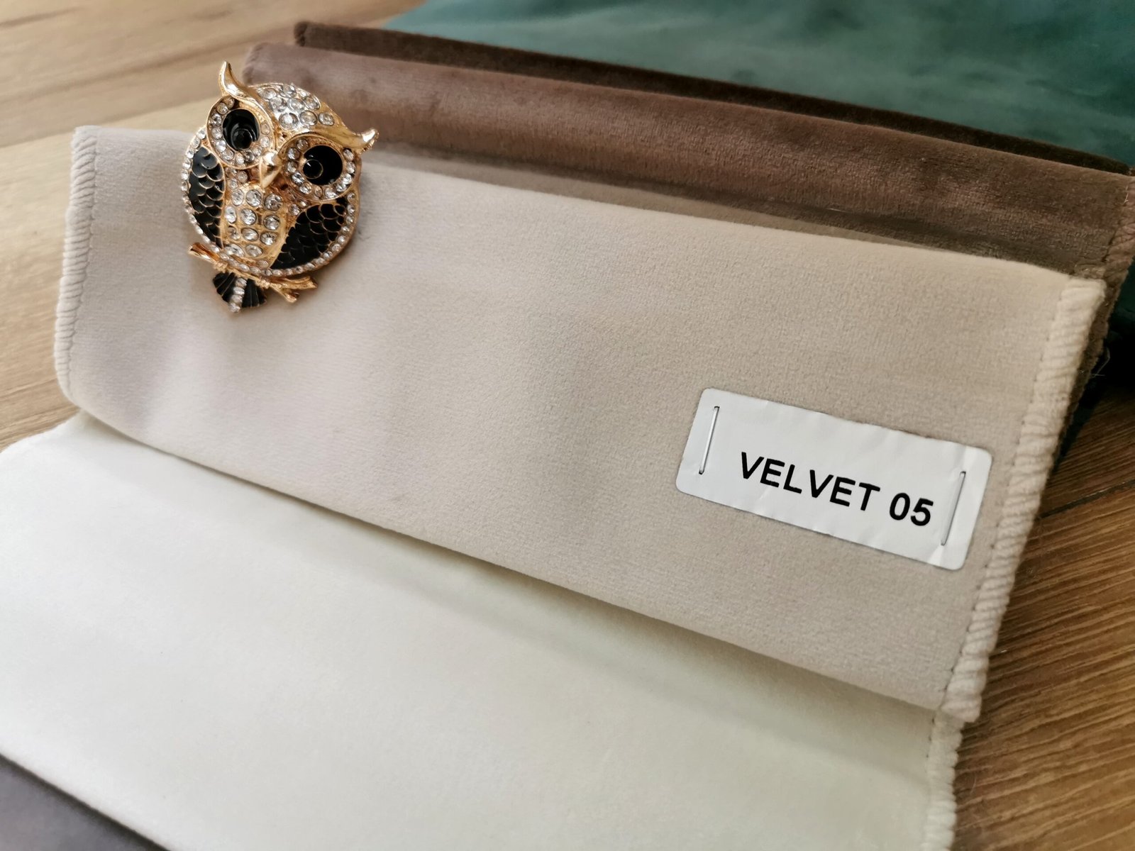 VELVET 05